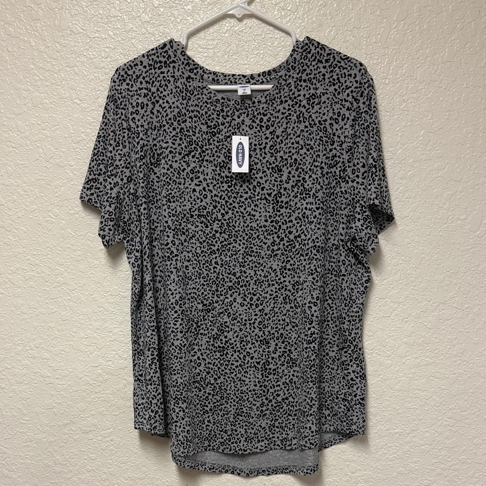NWT OLD NAVY Gray Leopard Print Short Sleeve Top - Picture 11 of 12